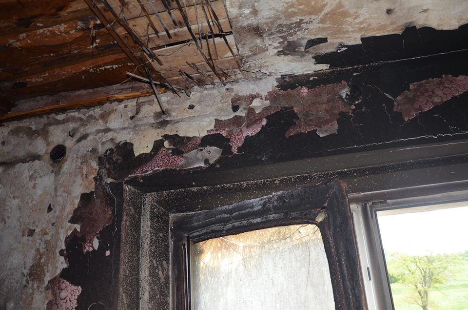 Spalone mieszkanie w Unisławiu Śląskim. Fot. użyczona