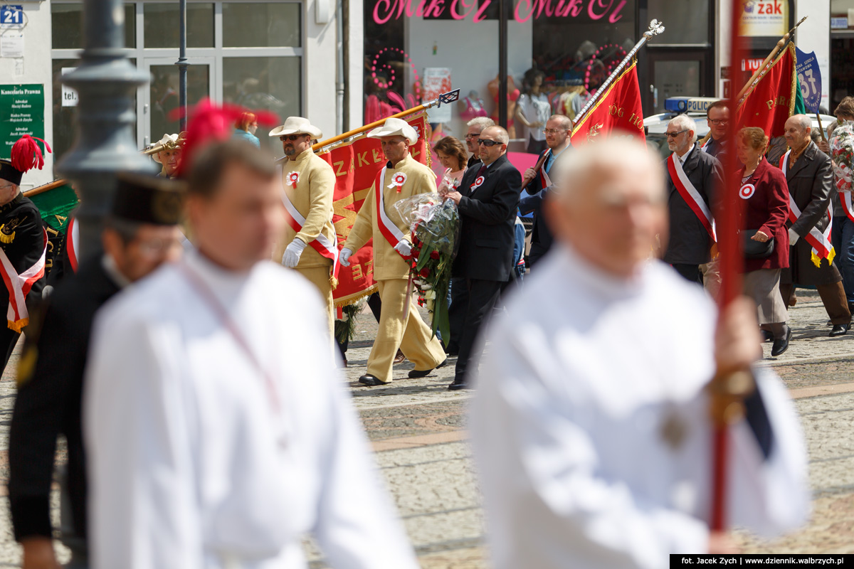 Obchody rocznicy uchwalenia Konstytucji 3 maja. Wałbrzych, maj 2015. Fot. Jacek Zych | Wszelkie prawa zastrzeżone