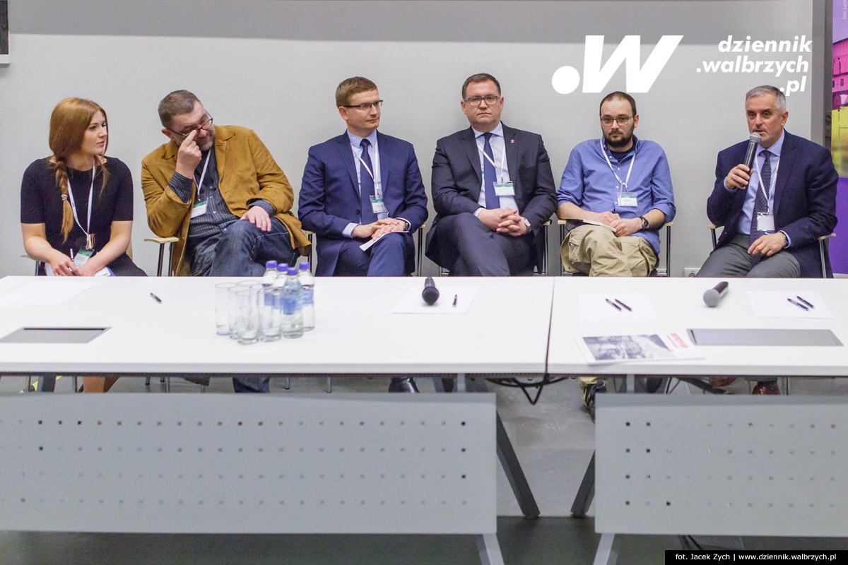 31.03.2016. Wałbrzych. Konferencja Pracownia Miasta, zorganizowana przez Gazetę Wyborczą w Starej Kopalni w Wałbrzychu. fot. Jacek Zych / Dziennik Wałbrzych