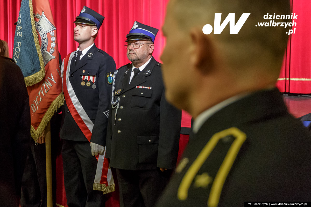 13.05.2016 Szczawno-Zdrój. Uroczysta akademia z okazji Święta Straży Pożarnej. fot. Jacek Zych / Dziennik Wałbrzych