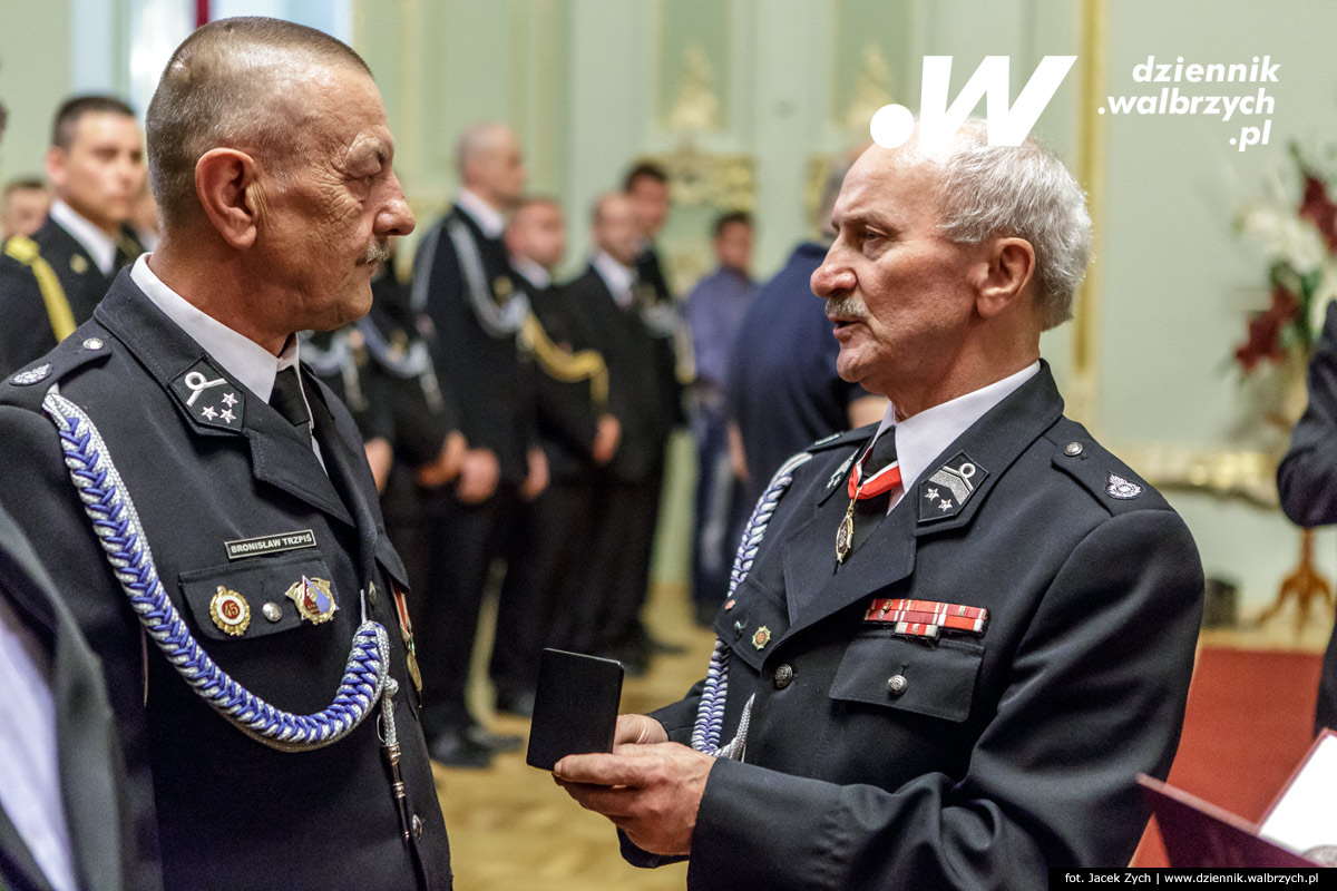 13.05.2016 Szczawno-Zdrój. Uroczysta akademia z okazji Święta Straży Pożarnej. fot. Jacek Zych / Dziennik Wałbrzych