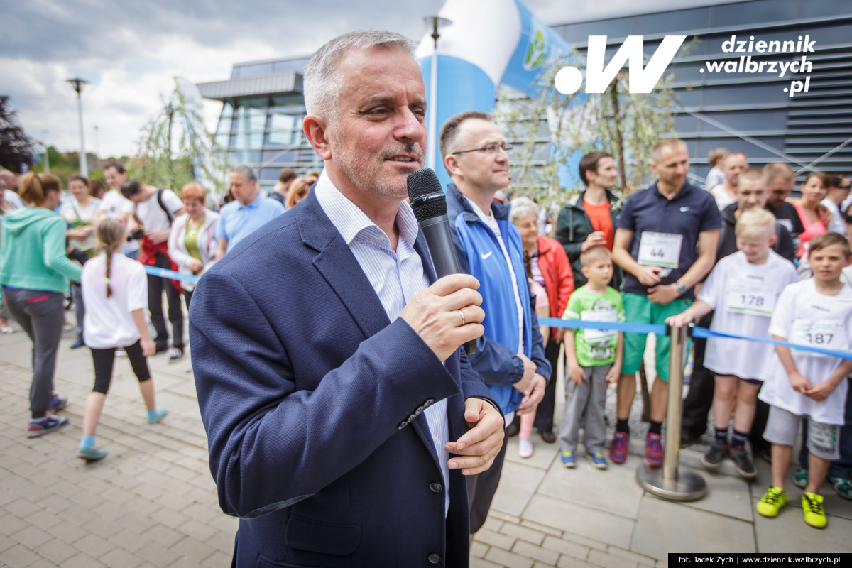 21.05.2016 Wałbrzych. Zorganizowana przez spółkę Aqua Zdrój impreza rekreacyjna z cyklu Polska Biega. fot. Jacek Zych / Dziennik Wałbrzych