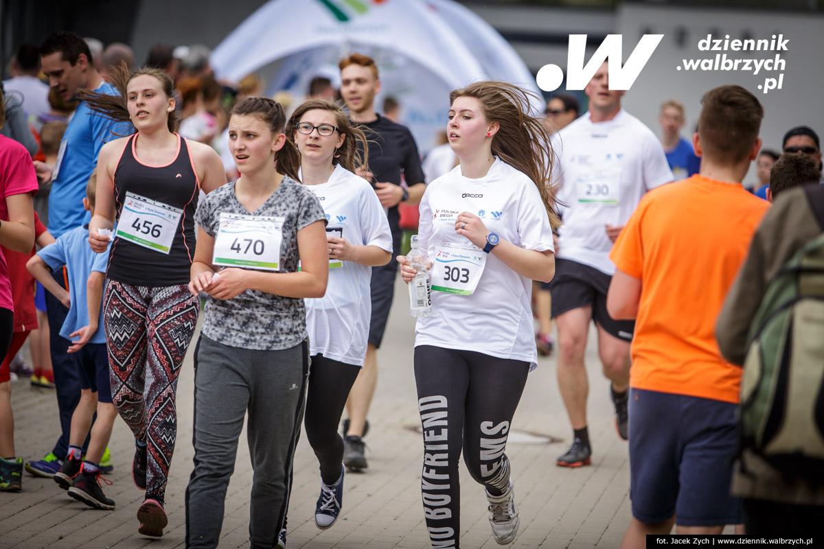 21.05.2016 Wałbrzych. Zorganizowana przez spółkę Aqua Zdrój impreza rekreacyjna z cyklu Polska Biega. fot. Jacek Zych / Dziennik Wałbrzych