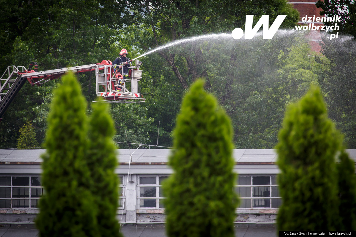 09.06.2016 Wałbrzych. Ćwiczenia straży pożarnej w WZK Victoria. fot. Jacek Zych / Dziennik Wałbrzych