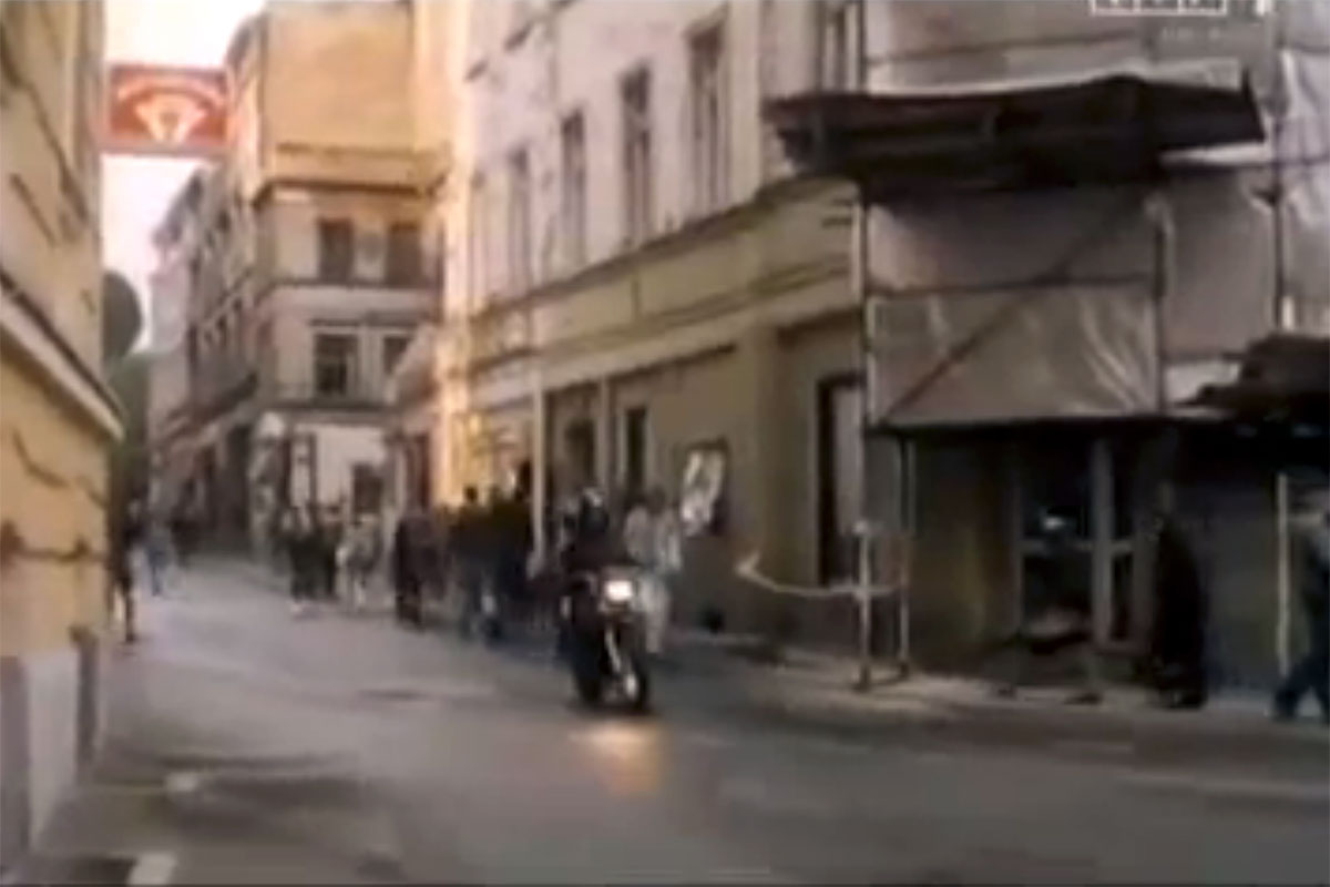 Wałbrzych, ulica Gdańska. screen z filmu Andrzeja Wajdy Panna NIkt (1997). 