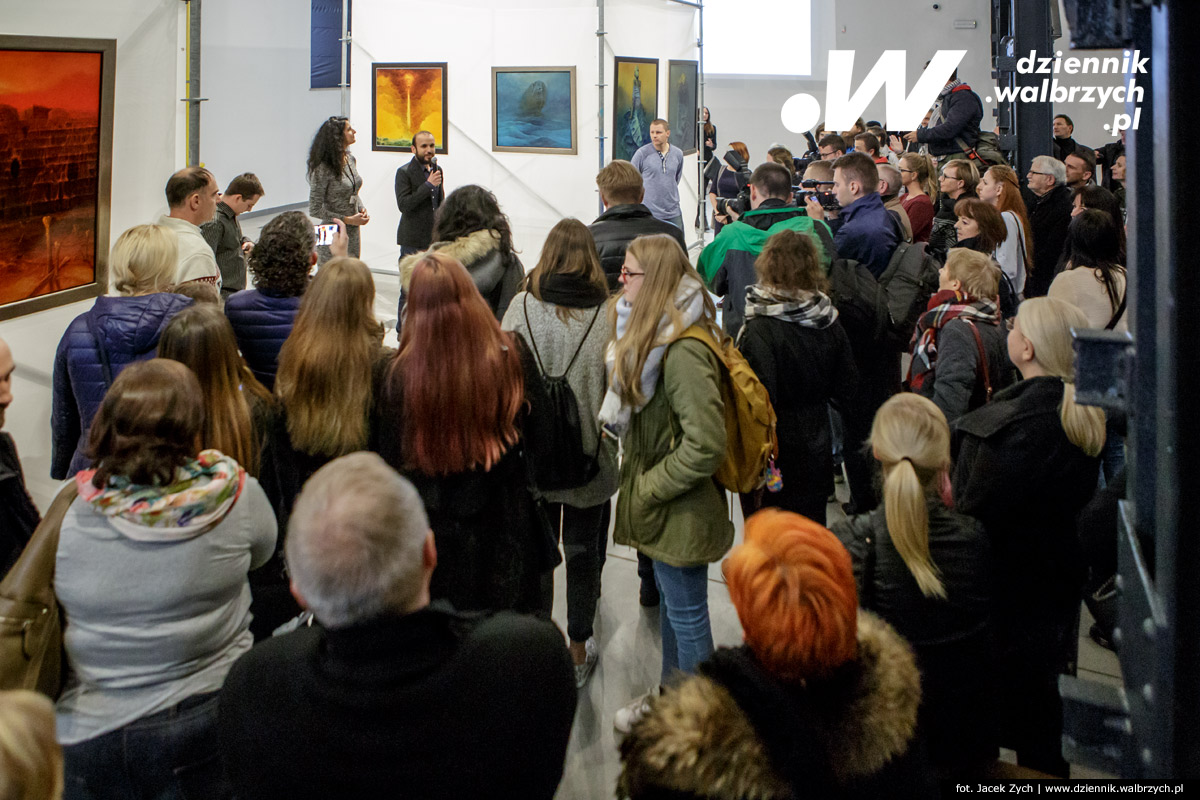 2.11.2016. W Starej Kopalni odbyl się Wernisaż wystawy Krzysztofa Heksela fot. Jacek Zych / Dziennik Wałbrzych