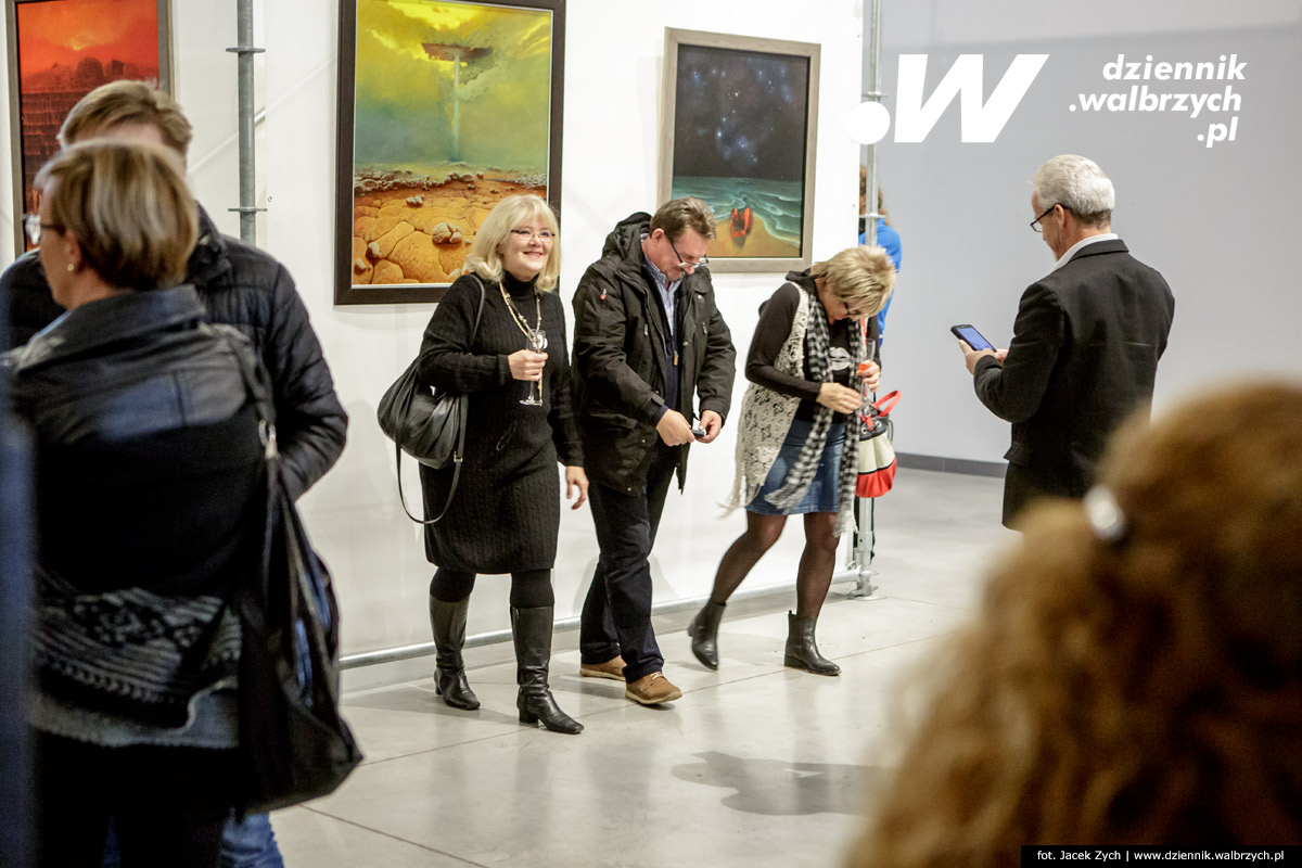 2.11.2016. W Starej Kopalni odbyl się Wernisaż wystawy Krzysztofa Heksela fot. Jacek Zych / Dziennik Wałbrzych