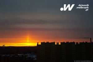 Wschód słońca nad Podzamczem. Fot. arch. Jacek Zych / Dziennik Wałbrzych
