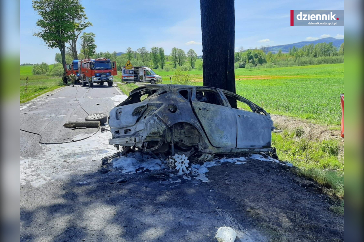 Tragiczny wypadek koło Świdnika pod Marciszowem fot. użyczone - OSP Marciszów