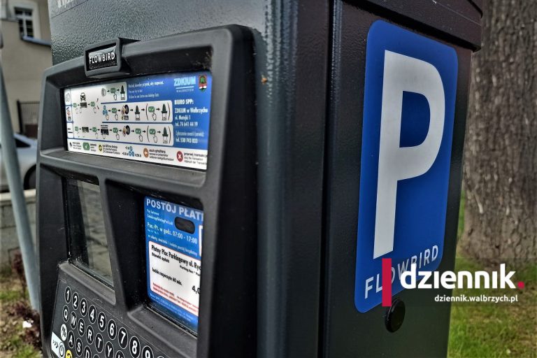 Parkowanie w Wałbrzychu będzie droższe. Radni podjęli decyzję