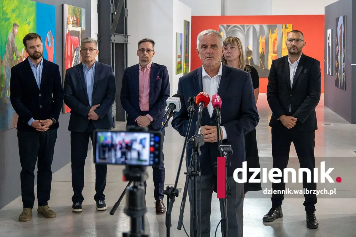 Konferencja prasowa w sprawie zmian w miejskich instytucjach kultury w Wałbrzychu