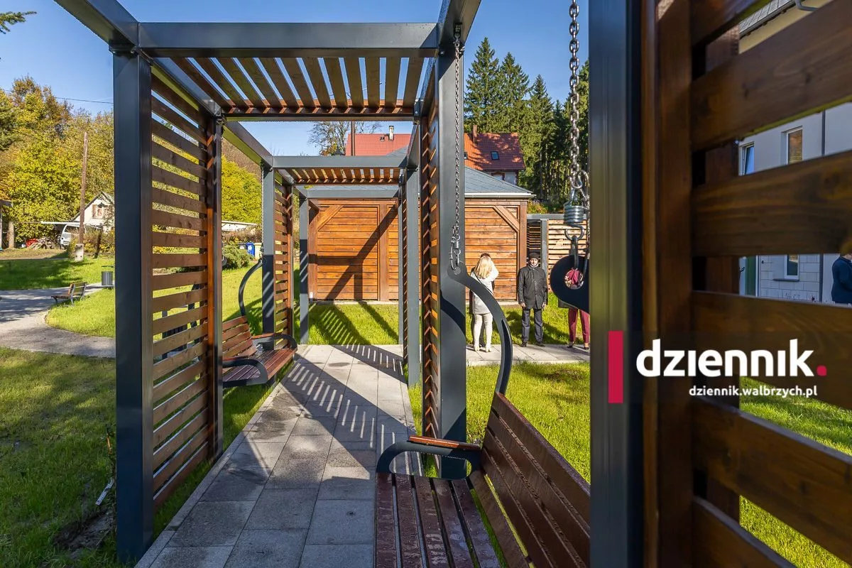 Dekadę stał pusty. Nowe życie „Górnika” w Sokołowsku