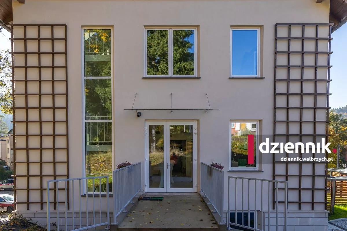 Dekadę stał pusty. Nowe życie „Górnika” w Sokołowsku