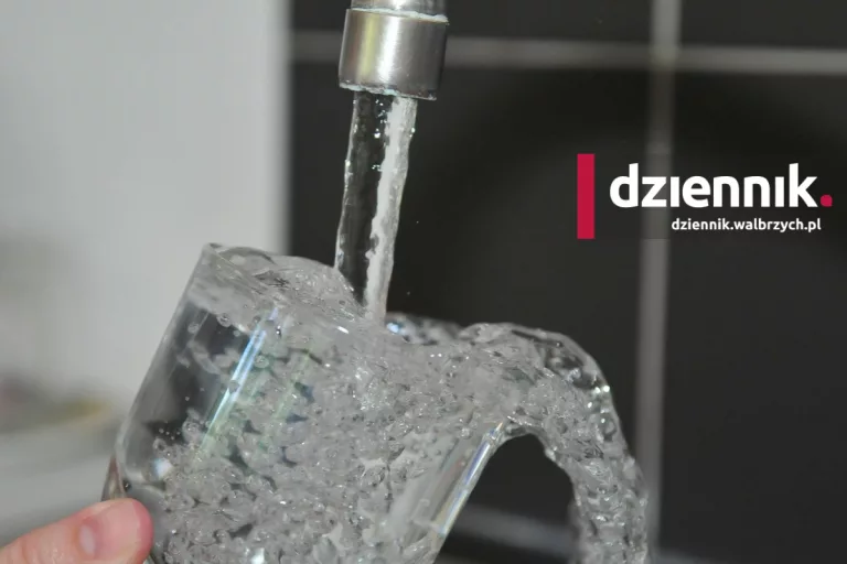 Woda w Walimiu i okolicy niezdatna do picia. Kiedy może się to zmienić? fot. pixabay.com