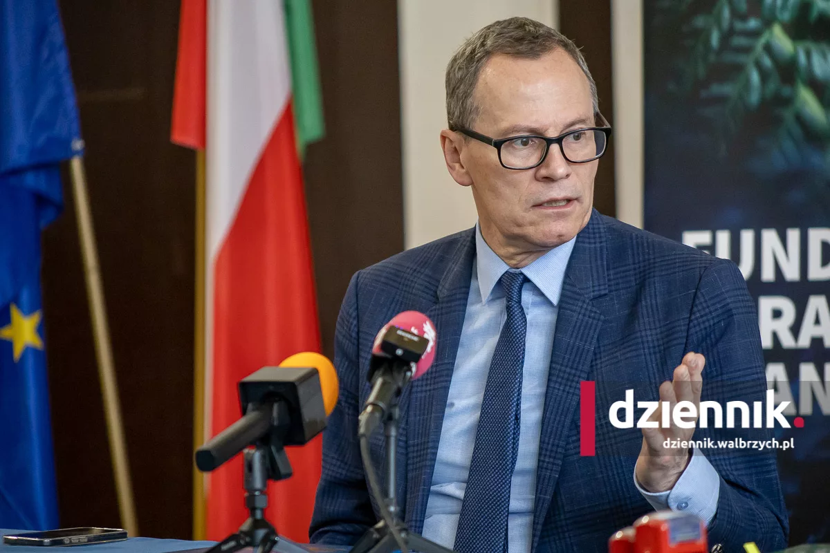 Wałbrzych. II LO przejdzie kosztowną termomodernizację