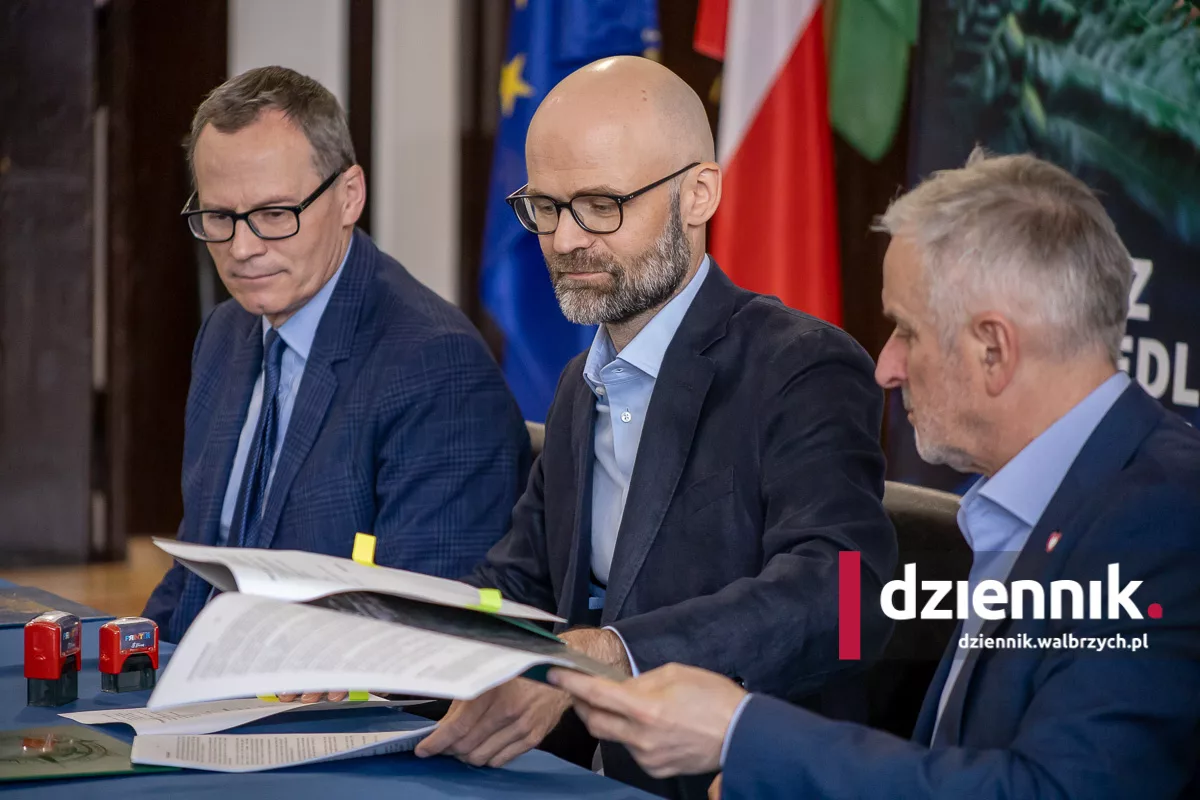 Wałbrzych. II LO przejdzie kosztowną termomodernizację