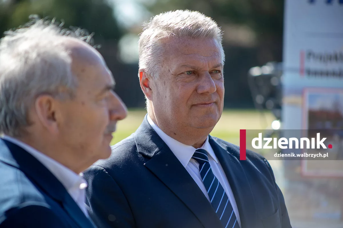 Basen odkryty w Dzierżoniów do przebudowy. Rusza wieloetapowy remont za miliony
