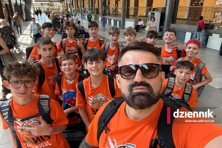Młodzi koszykarze ze Szczawna-Zdroju w top 8 w kraju. Sukces MKS Basket Szczawno-Zdrój fot. użyczone