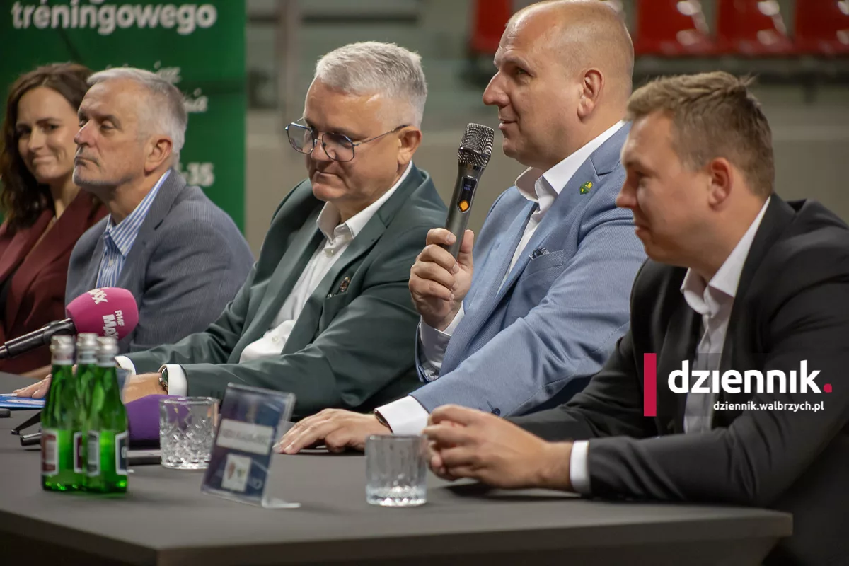 Giganci Siatkówki zawitają do Wałbrzycha. Na parkiecie najlepsi zawodnicy